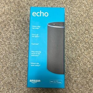 Echo Amazon NWT